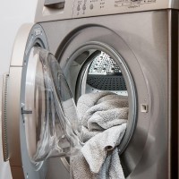Laundry: Full loads save 15-45 gallons per load.