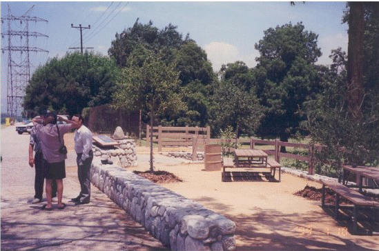 LOS FELIZ RIVERWALK
